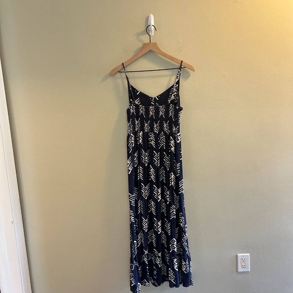 Aerie Tribal Print Maxi Dress Size Medium Navy Blue Sleeveless Cut Out Beach - Picture 5 of 8